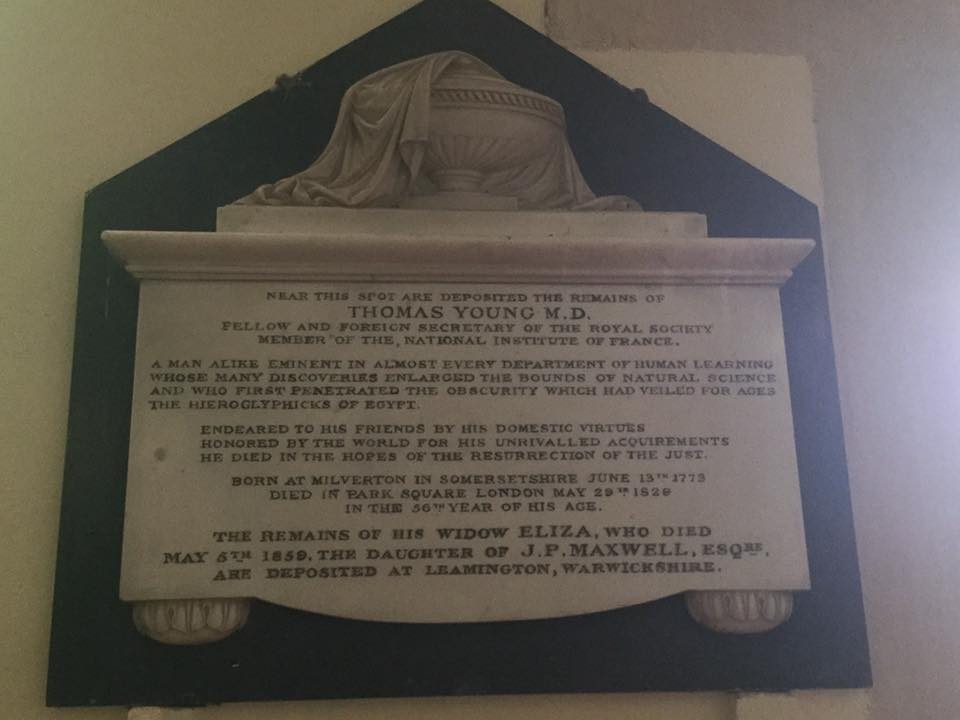 Thomas Young's tomb, Farnborough by Adrian Thomas - 02.jpg